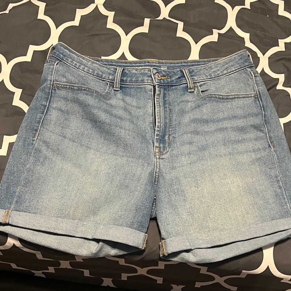 Old Navy size 14 high rise wow